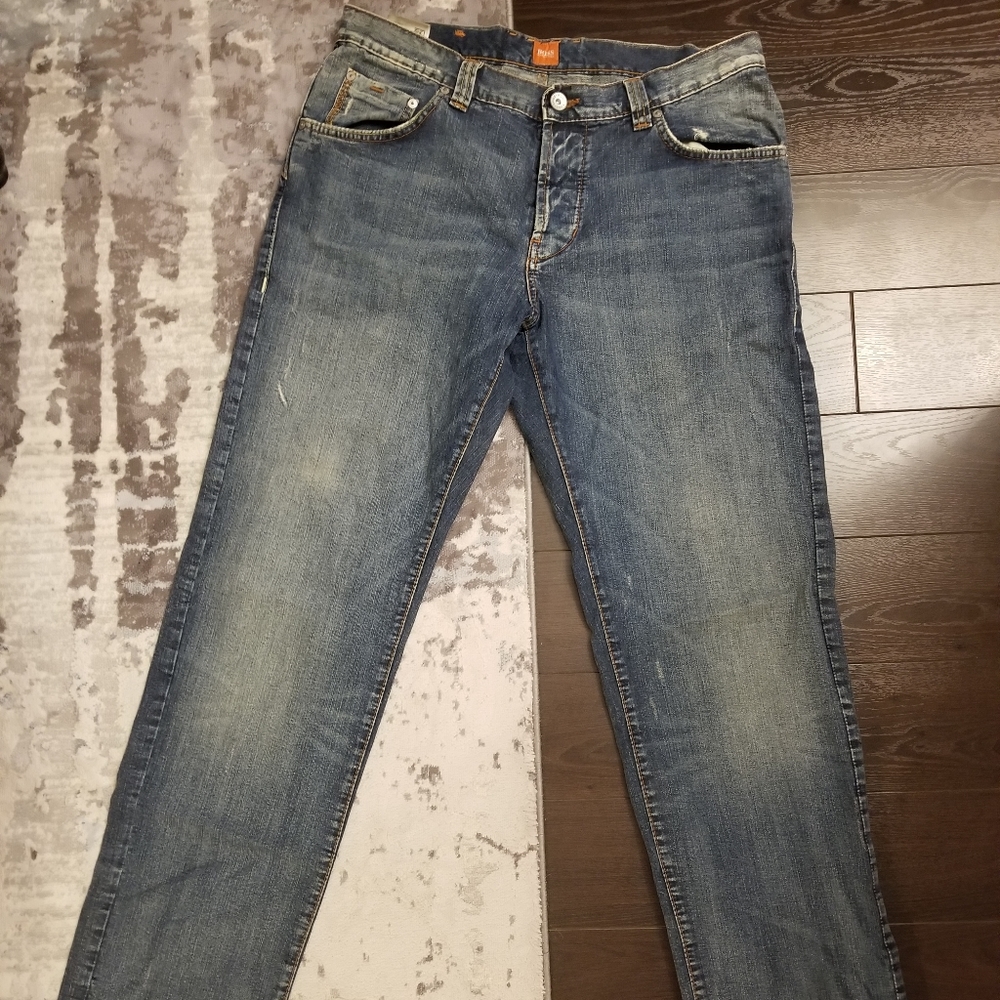 HUGO BOSS JEANS BLUE DISTRESS RELAXED 34 X 34